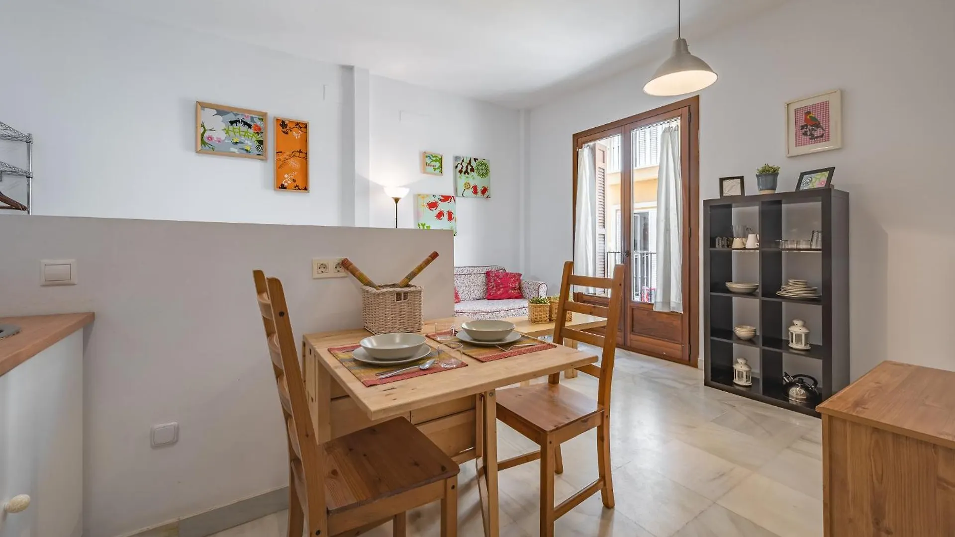 Dona Elvira Carreteria 0*, Malaga