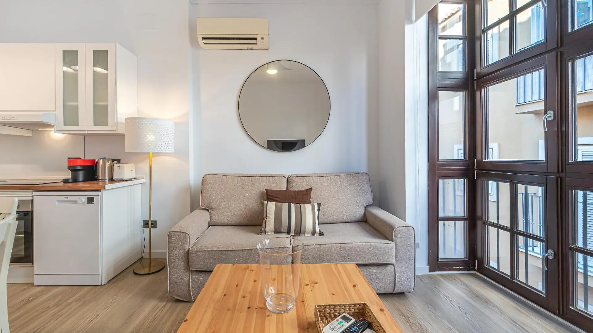 Apartment Dona Elvira Carreteria