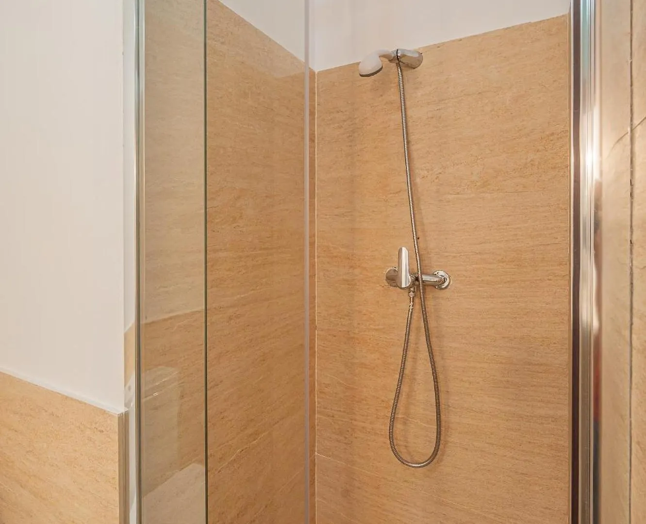 Apartment Dona Elvira Carreteria Spain
