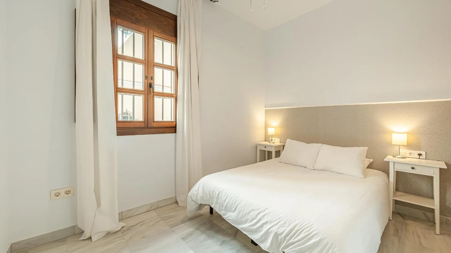 Apartment Dona Elvira Carreteria